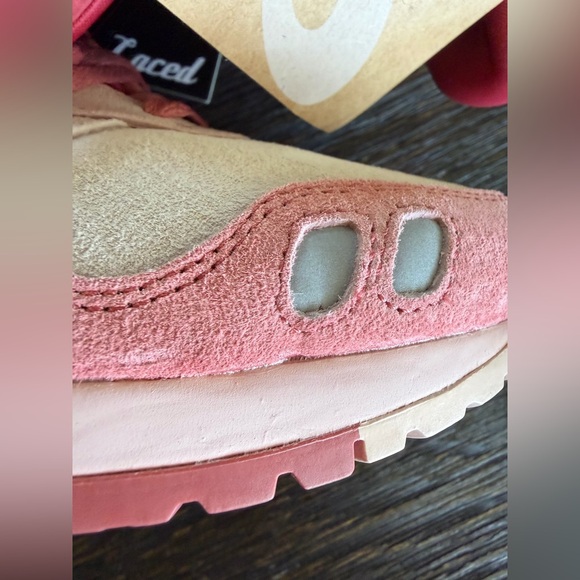 ASICS GEL-Lyte III Coral Cloud Pure Silver -size 10.5 - Picture 2 of 9